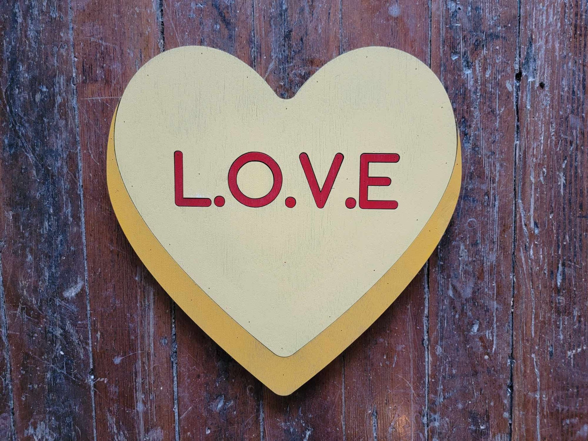 Wooden heart Yellow L.o.v.e Candy Conversation Heart Cutout Valentines Day Gift Photography Prop Handmade Homedecor Raised 3D Sign Wall Art