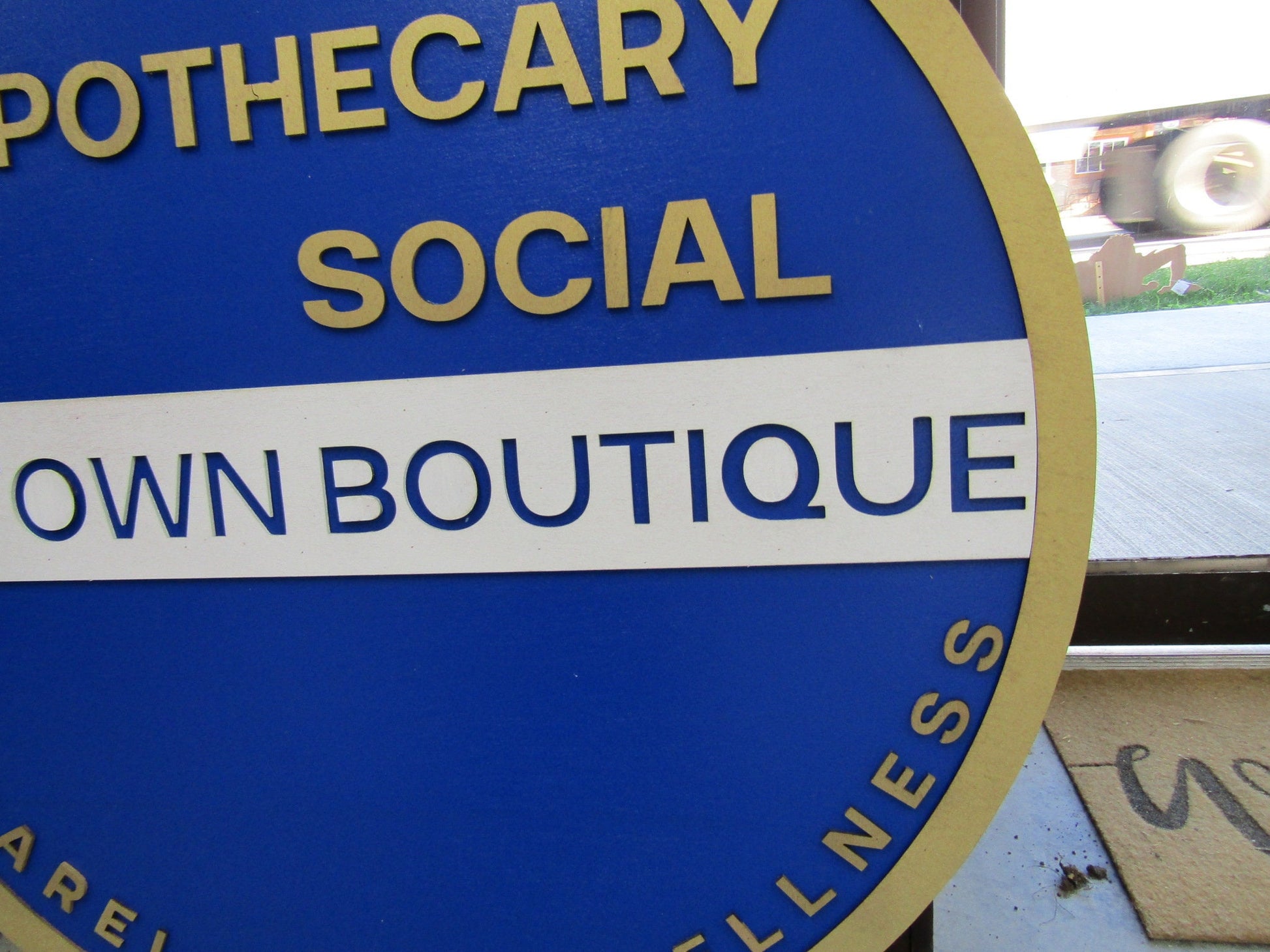 Custom Sign Round Business Uptown Boutique Social Commerical Signage Single Or Double Sided Made to Order Store Logo Circle Wooden Handmade