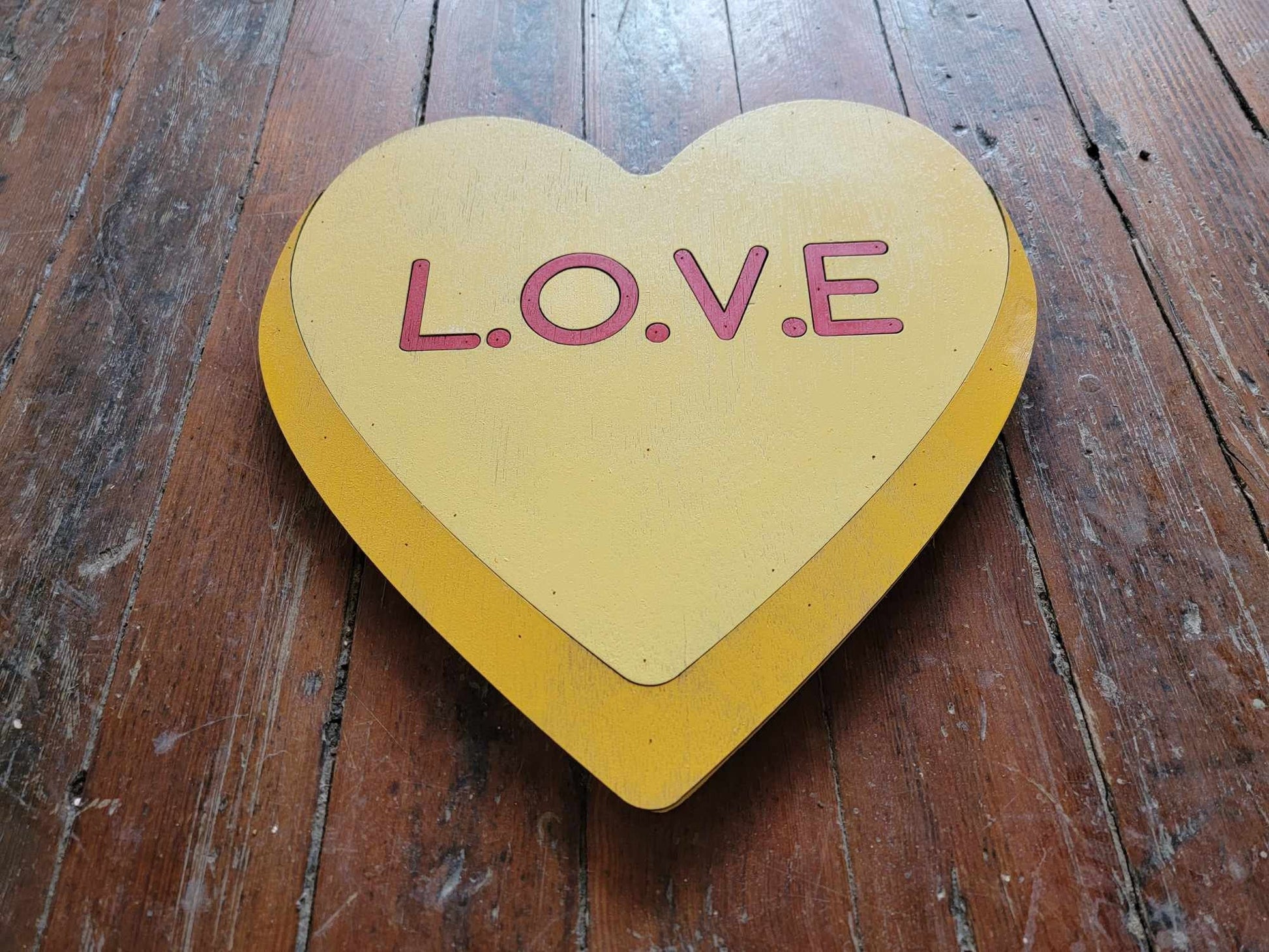 Wooden heart Yellow L.o.v.e Candy Conversation Heart Cutout Valentines Day Gift Photography Prop Handmade Homedecor Raised 3D Sign Wall Art
