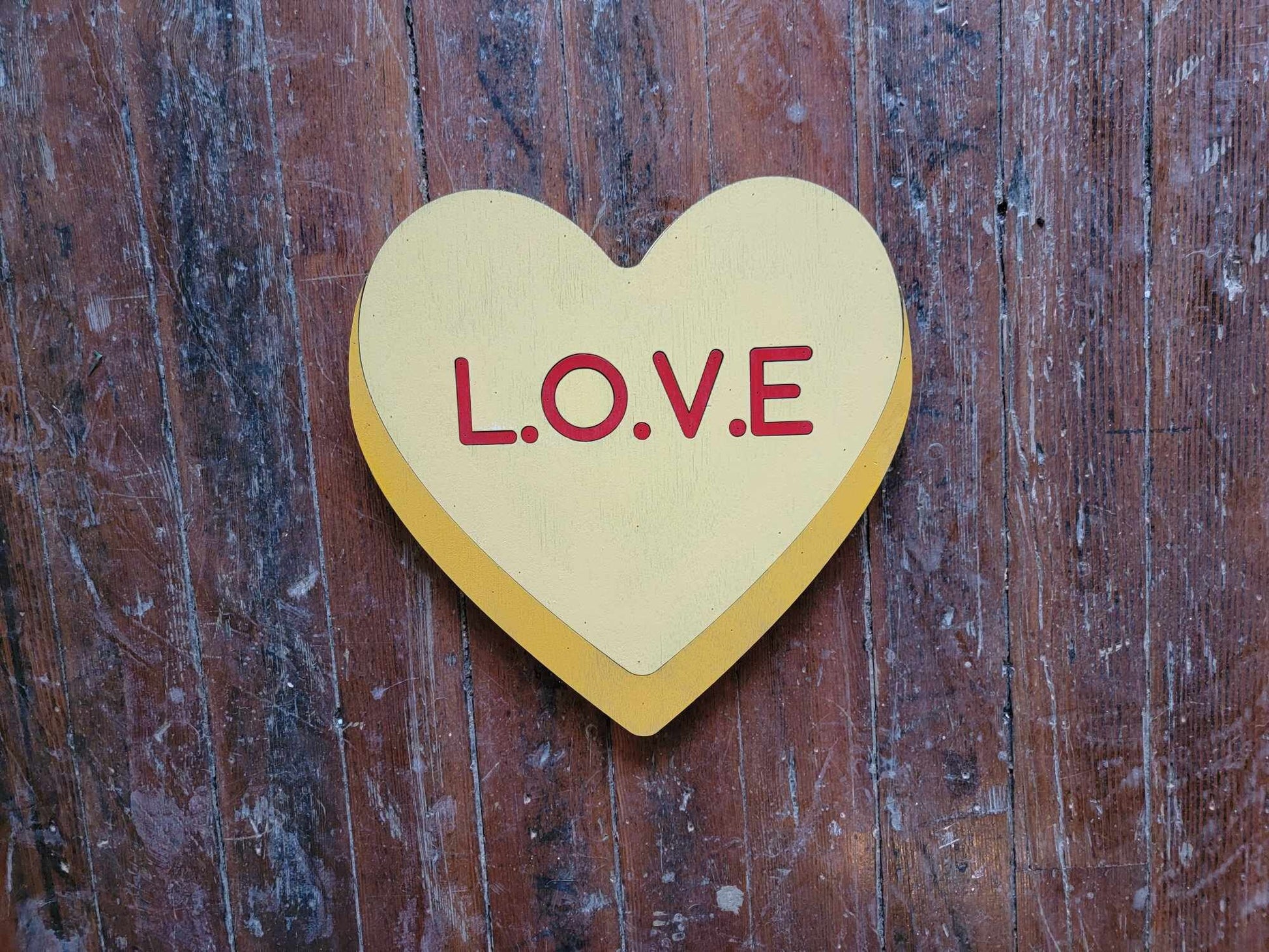 Wooden heart Yellow L.o.v.e Candy Conversation Heart Cutout Valentines Day Gift Photography Prop Handmade Homedecor Raised 3D Sign Wall Art