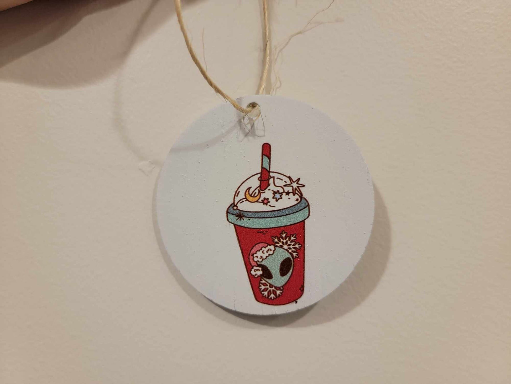 Extraterrestrial Alien Coffee Drink Cryptic Ornament Collector Mythical Printed Keychain Giftable Gift for Him Gift for her Wooden