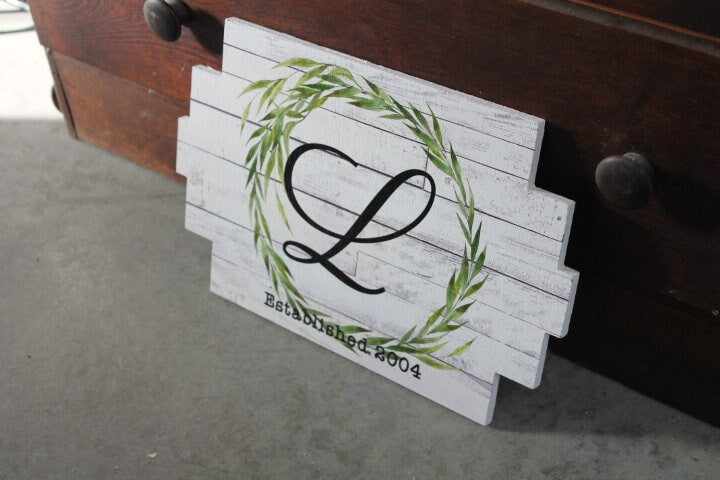 Wreath Pallet Monogram Wood grain Established Gift Wedding Anniversary Letter Last Name rustic White Wood Printed Personalized Wall Art