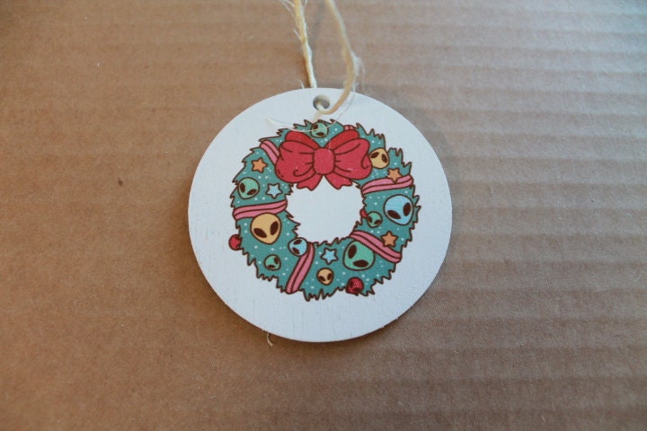 Extraterrestrial Alien Wreath Santa Christmas Cryptic Ornament Collector Mythical Printed Keychain Giftable Gift for Him Gift for her Wooden