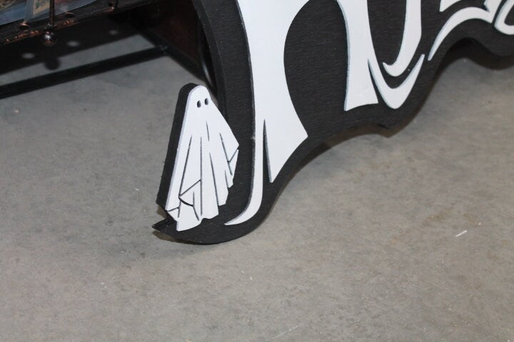 Halloween White and Black Jack O Lantern Ghost Sheet Boo Owl Wooden Decor Fall Autumn Decoration Sign Haunted Grave Yard Theme