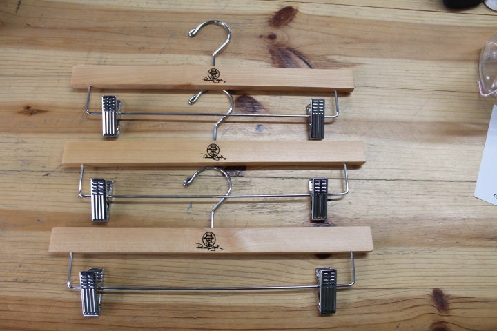 Custom Clothes Pant Hanger Clips Hanger Engraved Hard Wood Use Your Logo Customization Business Logo Personalized
