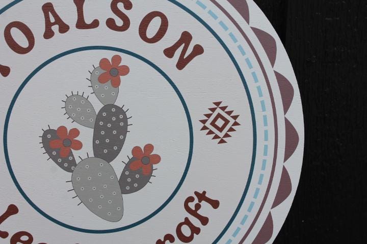 Personalized Leathercraft Cactus Aztec Desert Smooth Waterproof Sign PVC Plastic Round Circle Logo Custom Business Signage Commerical