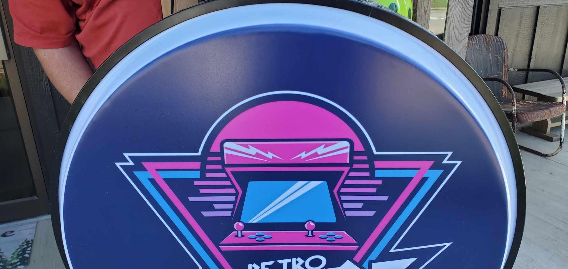 Custom Light lit led store front entrance Outdoor Round Blade Sign Wall Rotating Mounted Circle for your business display your logo