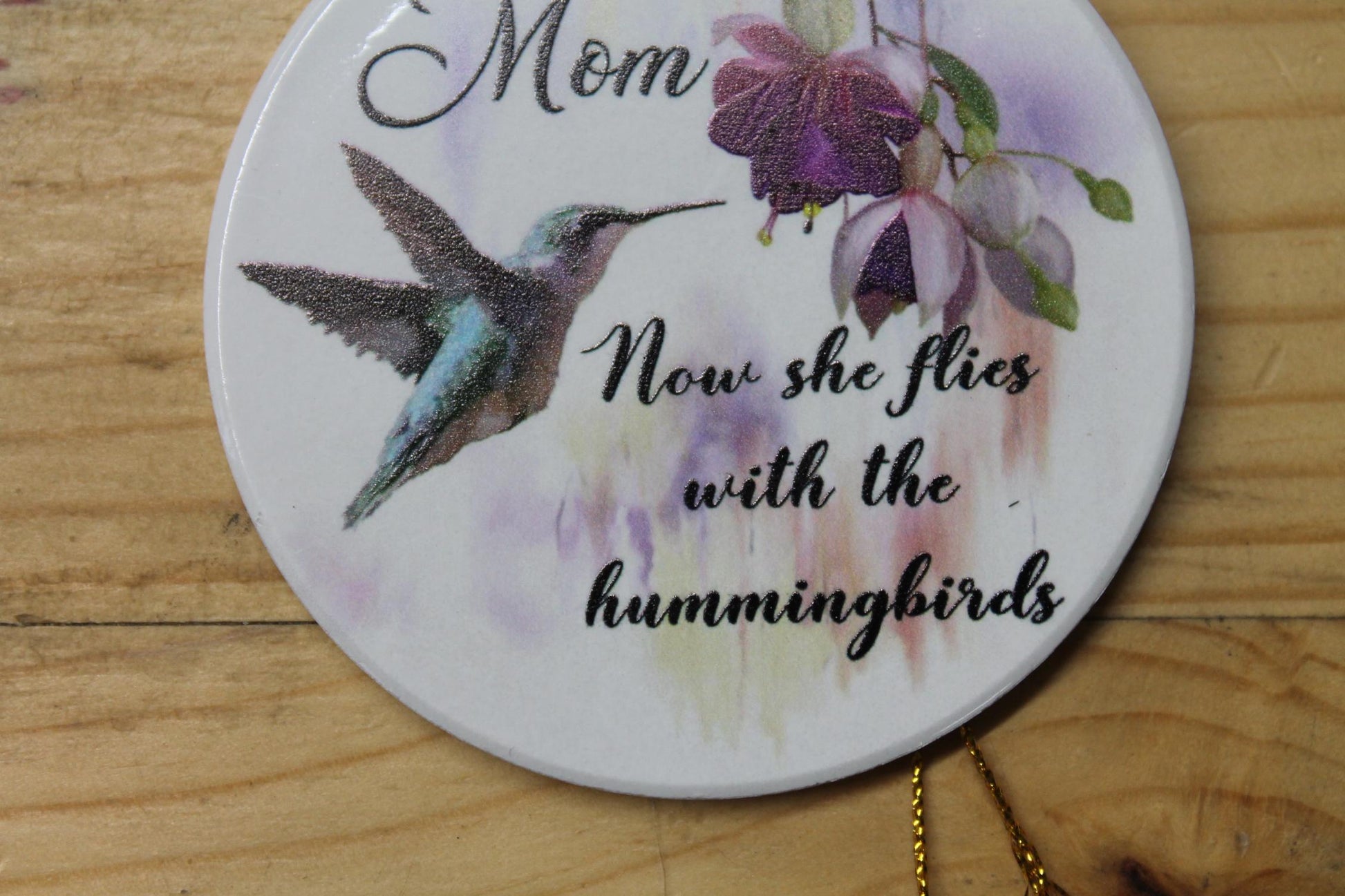 Mom Now She Flys With The Hummingbirds Ceramic Memorial Ornament Decor Floral Memories Gifts Cute Mother Day Hanging Circle Heaven