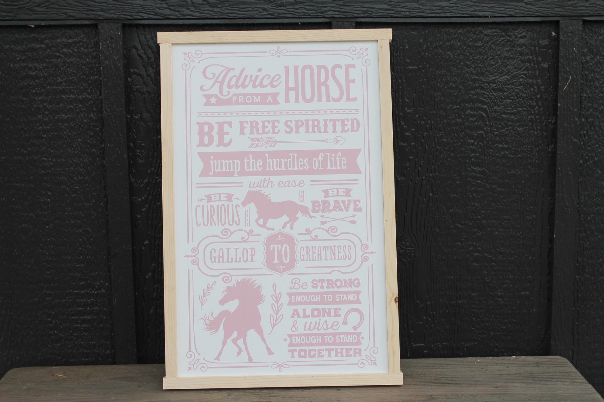 Advice from a Horse Quote Wood Sign UV Ink Font Script Free Spirt pony Sign Farmhouse Cute Primitive Framed Housewarming Gift