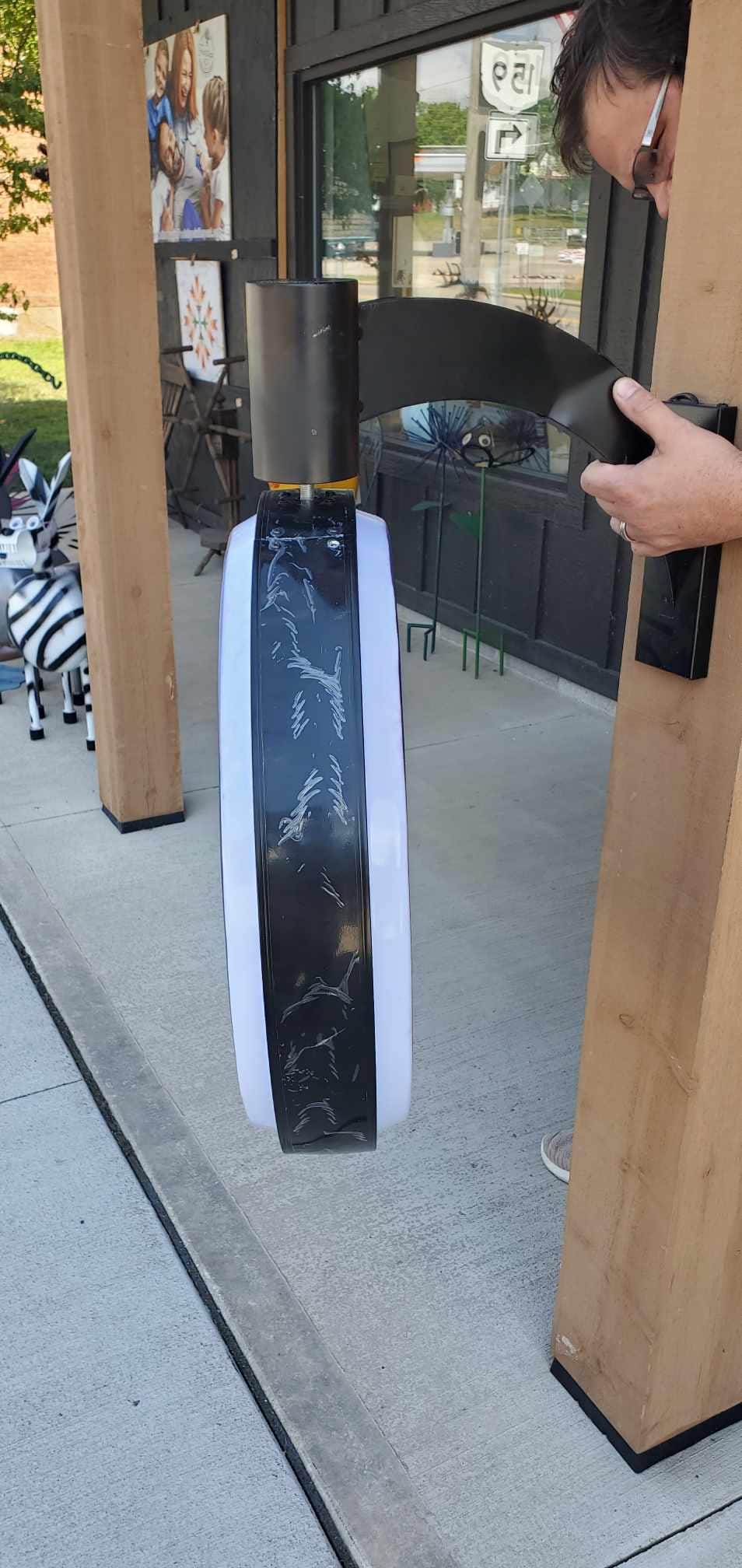 Custom Light lit led store front entrance Outdoor Round Blade Sign Wall Rotating Mounted Circle for your business display your logo