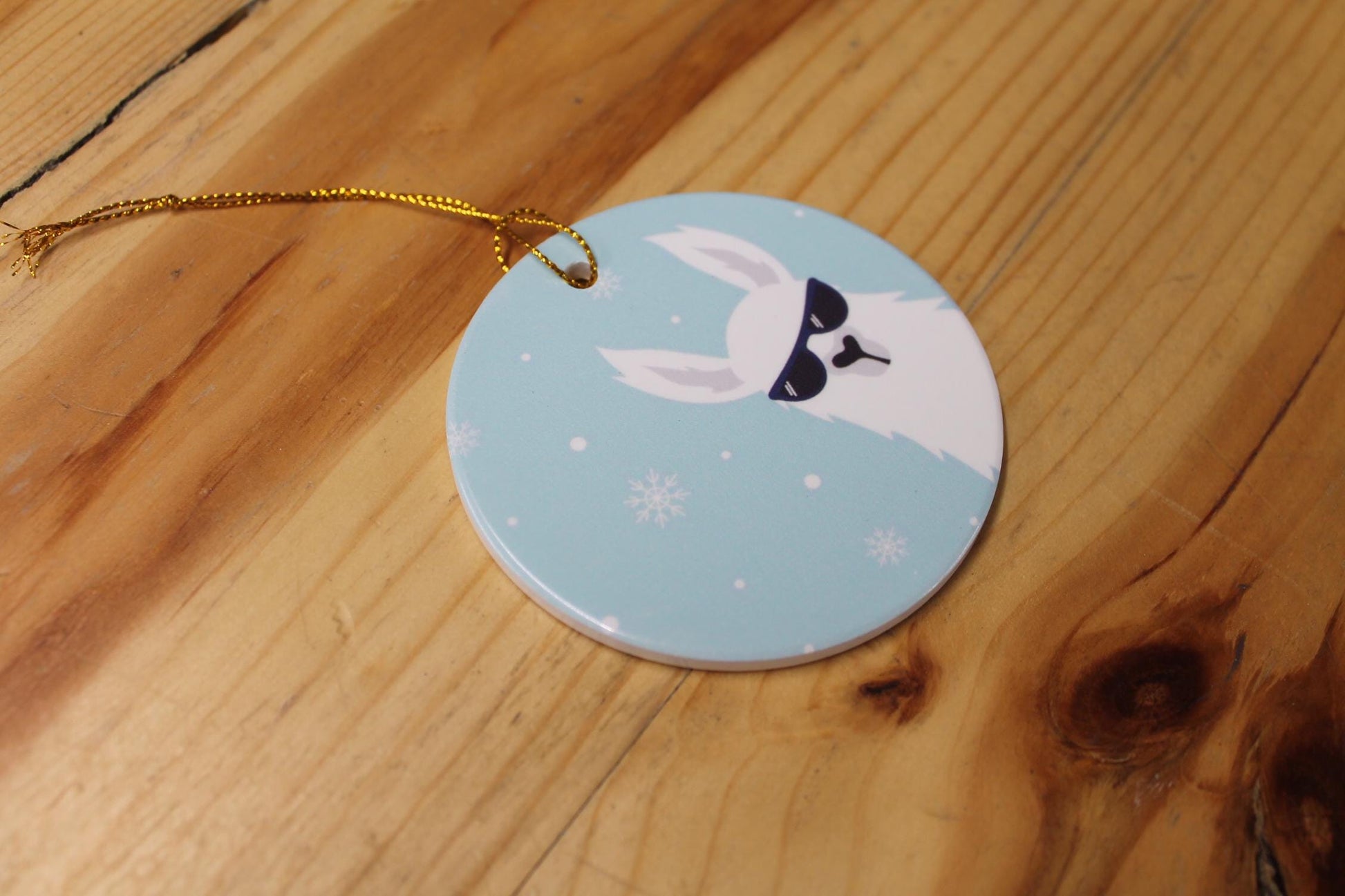 Cool Llama Baby Holiday Ceramic Christmas tree Decoration Animal Ornament Decor Circle Sign Gift Cute Winter Hanging Circle Blue Sunglasses