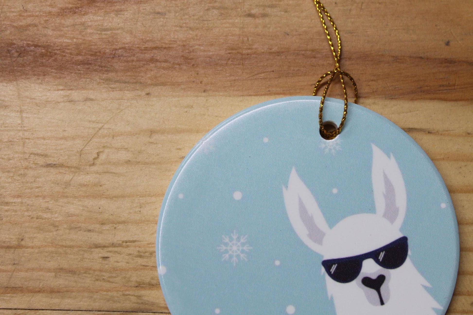 Cool Llama Baby Holiday Ceramic Christmas tree Decoration Animal Ornament Decor Circle Sign Gift Cute Winter Hanging Circle Blue Sunglasses