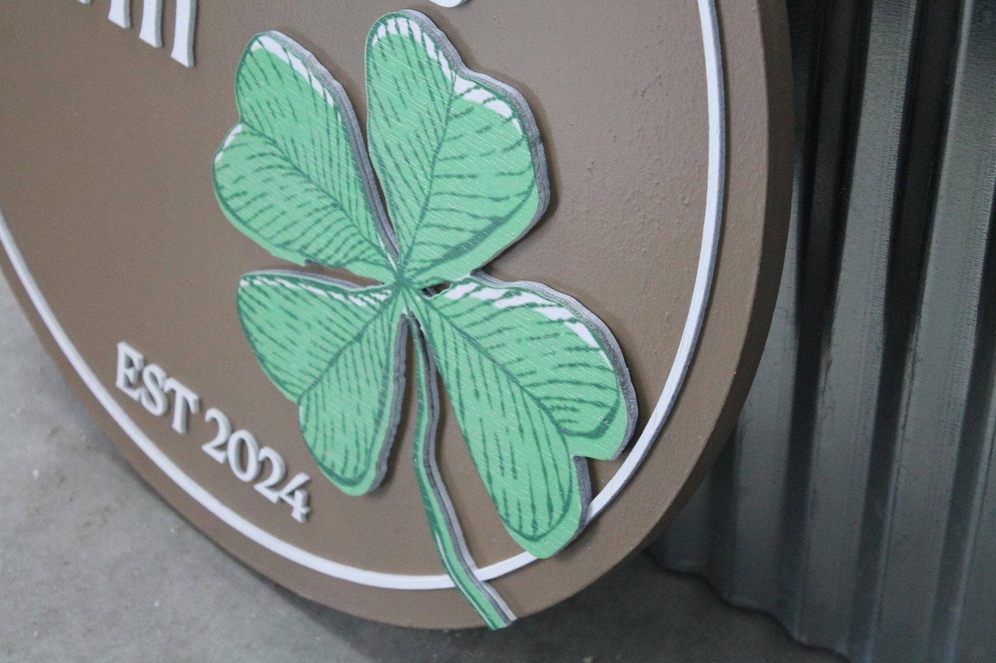 Handmade Custom Family Farm Wood Sign Your Logo Personalized Hanging Raised Letters Round Printed Image Shamrock St.Patrick Holiday Seasonal