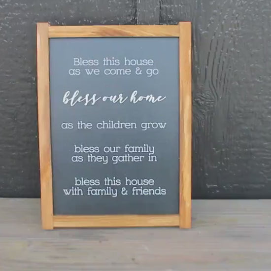 Vintage Country Blessing Sign – Rustic Farmhouse Family Prayer Wall Decor, Weathered Wood Home Blessing Plaque for Cozy Country Spaces