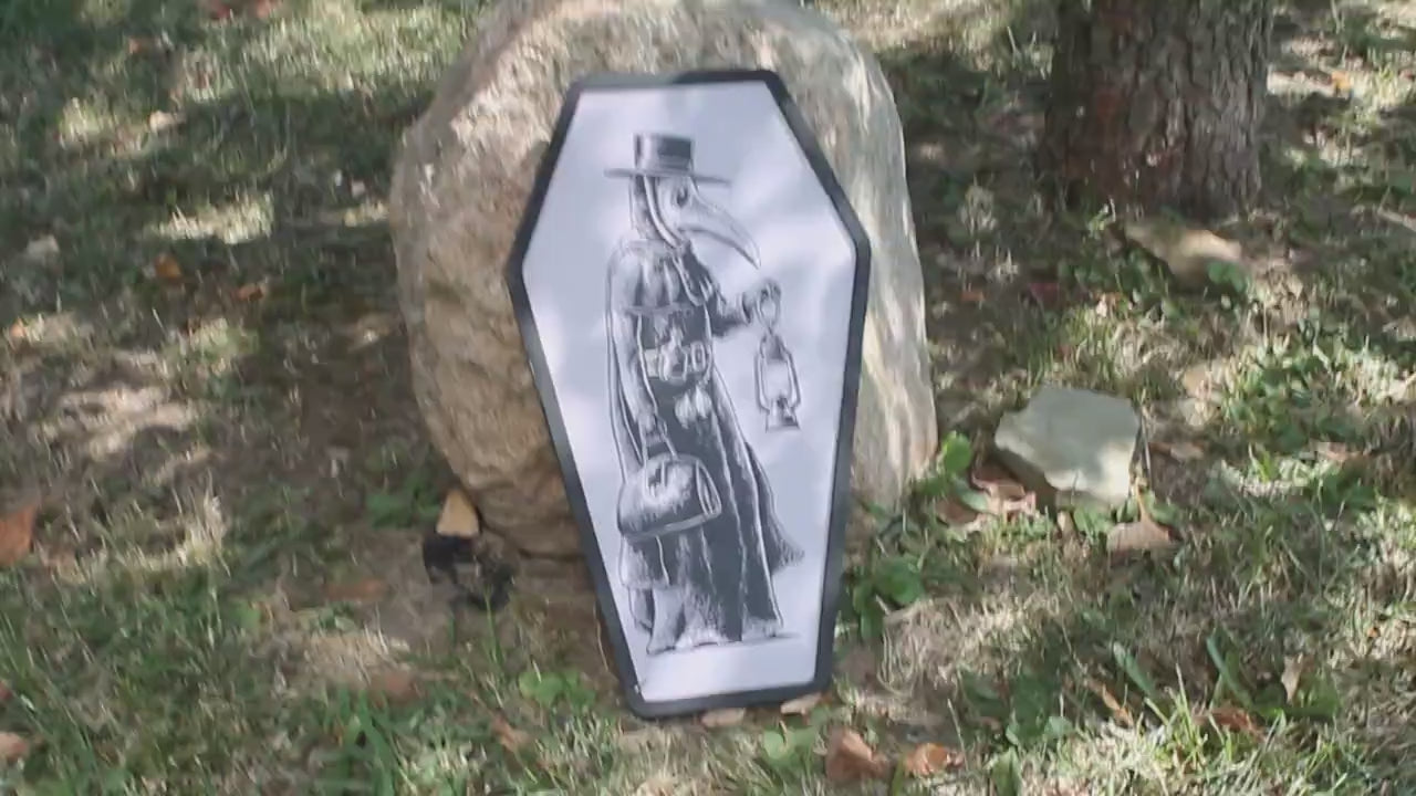 Plaque Doctor Mask in a Coffin Halloween Spooky Porch Prop Wooden Decor Fall Decoration Sign Haunted Grave Yard Theme Wall Hanging Medieval