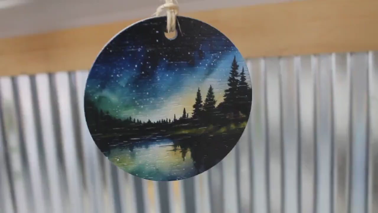 Aurora Borealis Wood Ornament – UV Printed Landscape Decor – Northern Lights Forest Scene Ornament – Rustic Nature Hanging Decoration