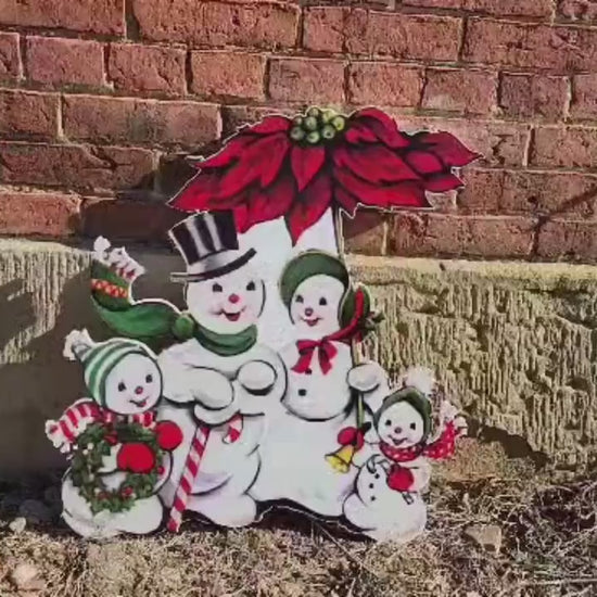 Vintage Snowman Family Wood Yard Sign: Winter Poinsettia Decor