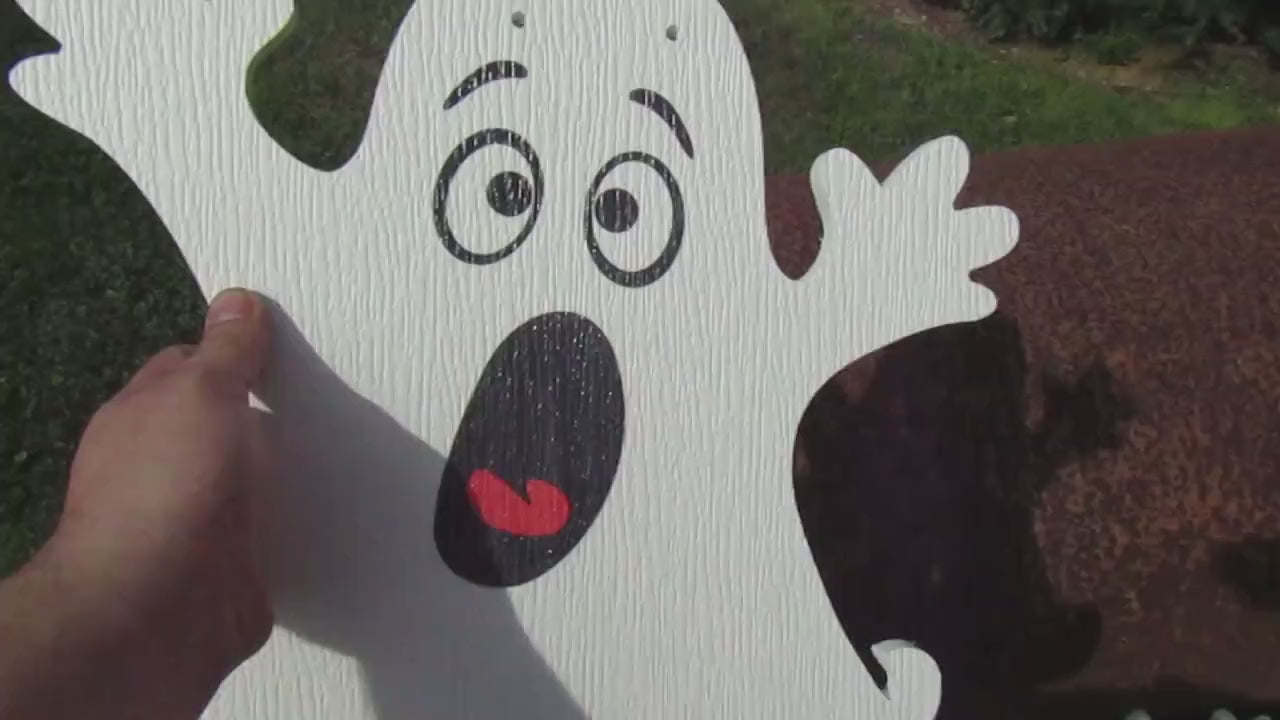 PVC Halloween Ghost Yard Decor: Weatherproof Spooky Set of 4
